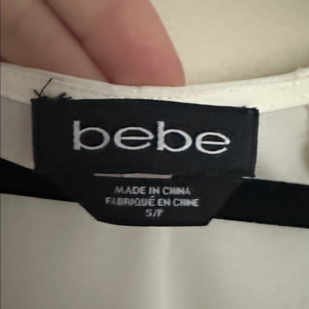 bebe White and Red Embroidered boho peasant top - Picture 2 of 6